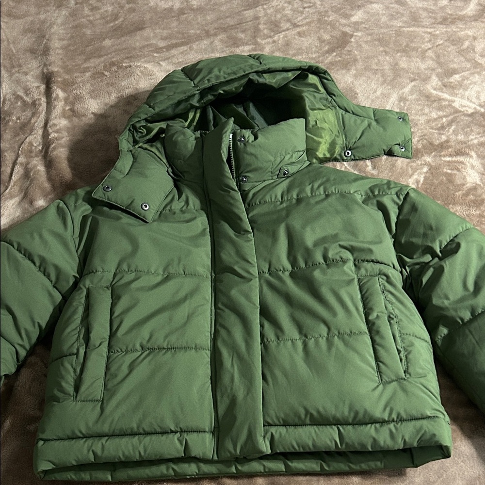 American Eagle Outfitters Green Puffer Jacket